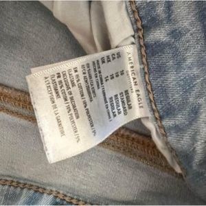 Women’s American eagle jeans